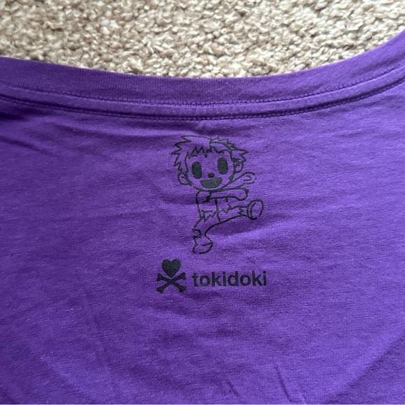 Lot of 4 Spooky Goth Kawaii Ladies T-Shirts by Tokidoki size Large - Picture 9 of 12